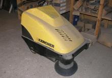 Kézi vezérlésű seprők Kärcher KSM 950 S B