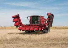 Kombájn kukoricafelszedők Case IH 4412 Narrow Row 