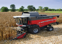 Kombájn kukoricafelszedők Massey Ferguson CF 670R