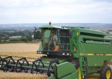 Kombájnok John Deere 2054