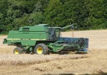 Kombájnok John Deere 2056