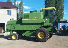 Kombájnok John Deere 975