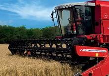Kombájnok Massey Ferguson Activa 7244