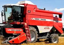 Kombájnok Massey Ferguson Activa 7246