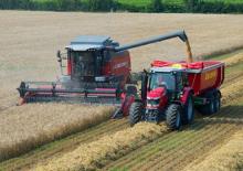 Kombájnok Massey Ferguson Activa 7340