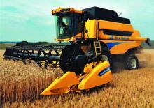 Kombájnok New Holland CSX 7050
