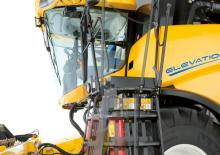 Kombájnok New Holland CX 6090 Elevation