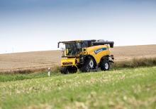 Kombájnok New Holland CX8.85 Elevation