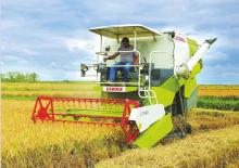 Kombájnok Claas Dominator 40 Terra Trac