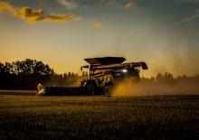 Kombájnok Massey Ferguson Ideal 9 T