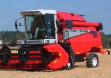 Kombájnok Massey Ferguson MF 2065