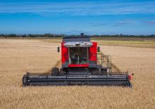 Kombájnok Massey Ferguson MF 5690