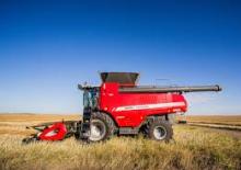 Kombájnok Massey Ferguson MF 9565