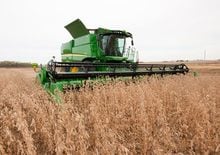 Kombájnok John Deere S 660 i