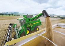 Kombájnok John Deere T 670 LL