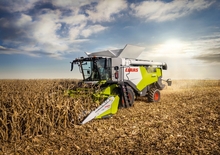 Kombájnok Claas Trion 660   