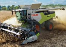 Kombájnok Claas Trion 740    