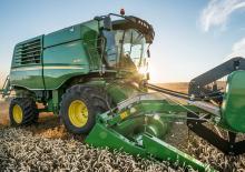 Kombájnok John Deere W 550 HM