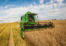 Kombájnok John Deere W 650 i LL
