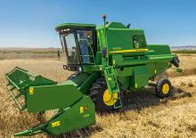 Kombájnok John Deere W230