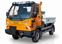 Kommuniális traktorok - elülső felfüggesztéssel Multicar M 27 B