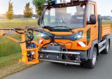 Kommuniális traktorok - elülső felfüggesztéssel Multicar M 31 B