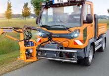 Kommuniális traktorok - elülső felfüggesztéssel Multicar M 31 B