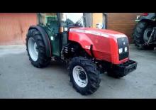 Kommuniális traktorok - elülső felfüggesztéssel Massey Ferguson MF 3330 S (A)