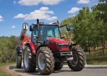 Kommuniális traktorok - elülső felfüggesztéssel Massey Ferguson MF 6475