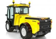 Kommuniális traktorok - elülső felfüggesztéssel Multihog MX 75