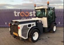 Kommuniális traktorok - elülső felfüggesztéssel Multihog MXC 75 LP