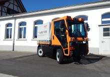 Kommuniális traktorok - elülső felfüggesztéssel Ladog T 1150 Compact