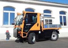 Kommuniális traktorok - elülső felfüggesztéssel Ladog T 1250