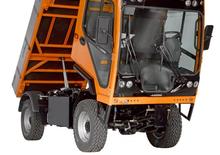 Kommuniális traktorok - elülső felfüggesztéssel Ladog T 1400/2400 E5