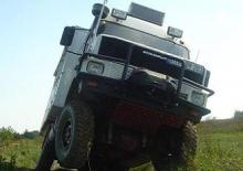 Kommuniális traktorok - elülső felfüggesztéssel Bremach T-Trek 3,5 t GG