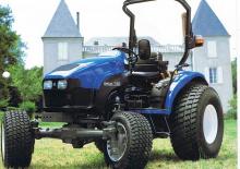 Kommuniális traktorok - elülső felfüggesztéssel New Holland TC 40 D