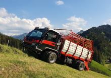 Kommuniális traktorok - elülső felfüggesztéssel Aebi TP 470 Vario