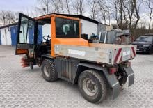 Kommuniális traktorok - elülső felfüggesztéssel Multicar Tremo 501