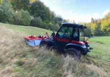 Kommuniális traktorok - elülső felfüggesztéssel Aebi TT 211+