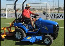 Kommuniális traktorok - elülső felfüggesztéssel New Holland TZ 24