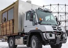 Kommuniális traktorok - elülső felfüggesztéssel Unimog U 318