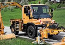 Kommuniális traktorok - elülső felfüggesztéssel Unimog U 400