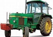 Kompakt kommunális traktorok John Deere 1640