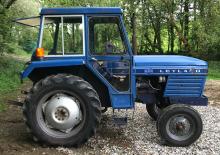 Kompakt kommunális traktorok Leyland 245