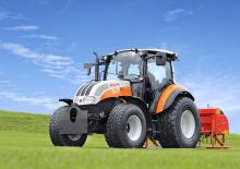 Kompakt kommunális traktorok Steyr 4075 Kompakt K