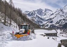 Kompakt kommunális traktorok Steyr 4115 Profi CVT Basis