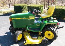 Kompakt kommunális traktorok John Deere 455 AWS
