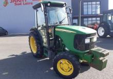Kompakt kommunális traktorok John Deere 5315 V