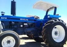 Kompakt kommunális traktorok Ford-NH 5610