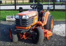 Kompakt kommunális traktorok Kubota B 2400 HDBS